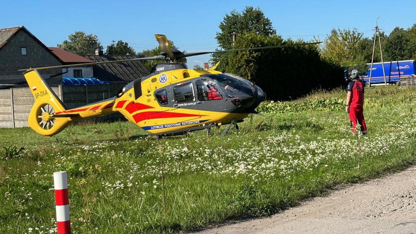 Koszmarna czołówka pod Górą Kalwarią. Kierujący toyotą gruchnął czołowo z rozpędzoną cysternę z betonem. Zginął na miejscu
