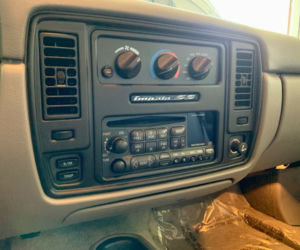 1996 Chevrolet Impala z przebiegiem 237 mil