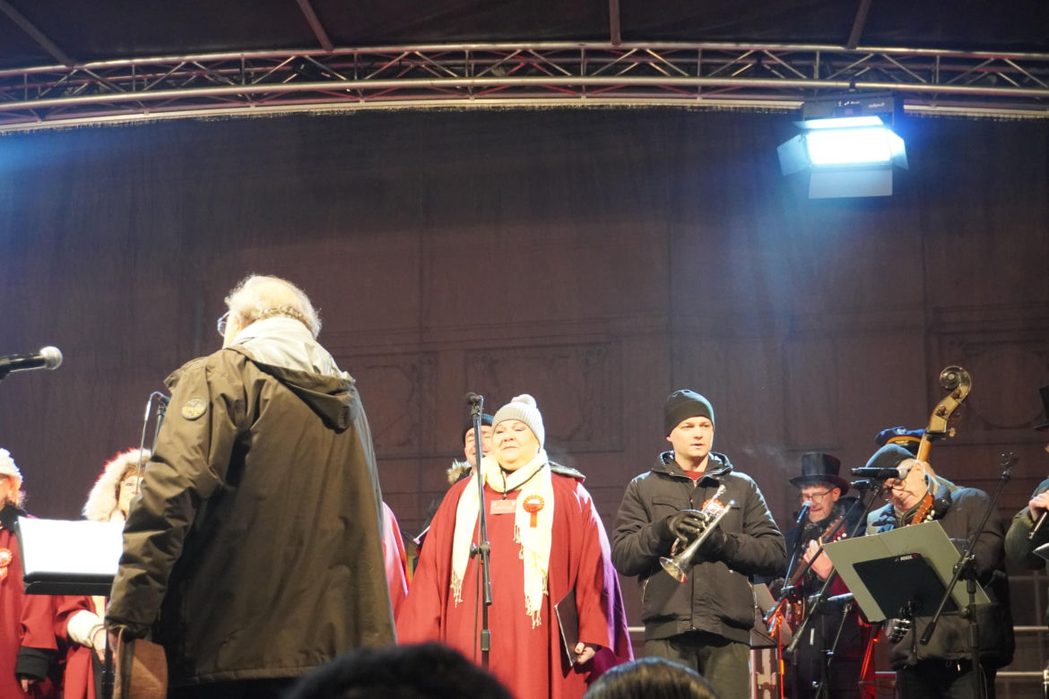 Inscenizacja przyjazdu Ignacego Paderewskiego do Poznania w przeddzień rocznicy wybuchu Powstania Wielkopolskiego
