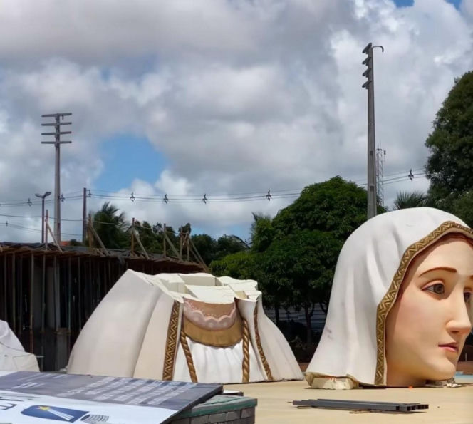 Spłonął 30-metrowy pomnik Matki Bożej Fatimskiej