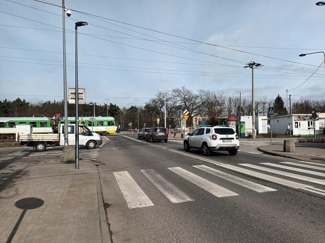 Wesoła przejazd kolejowy