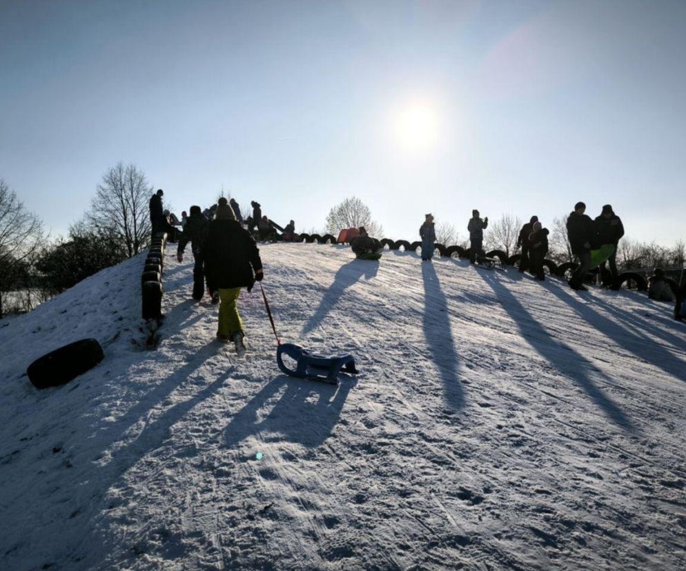 Mężczyzna potrącony przez sanki. Na miejscu była policja