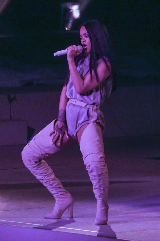 Rihanna w 2016 roku