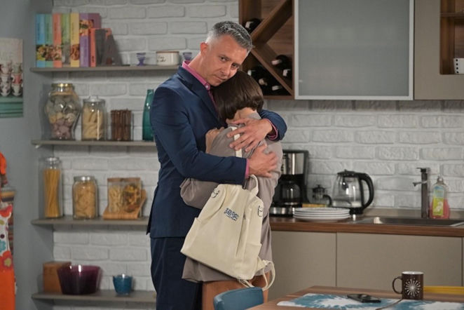 Pierwsza miłość, odcinek 4168: Kinga wyjdzie z aresztu i wpadnie w ramiona Artura! Wróci do Kulczyckiego, a Janek zostanie z Lilką? - ZDJĘCIA