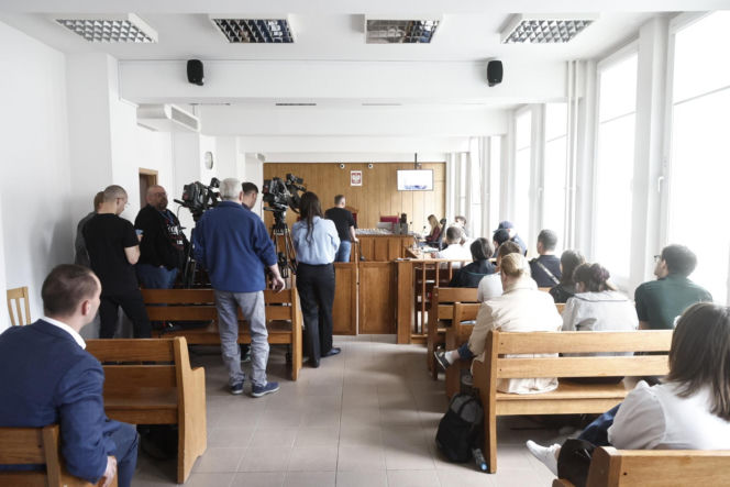 „Zamówili dwie butelki wódki i lemoniadę”. Kelner ujawnia, co działo się przed tragedią na Trasie Łazienkowskiej