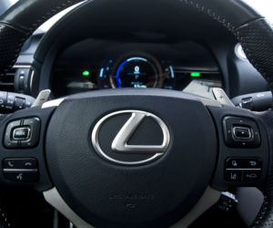 Lexus RC 300h F Sport