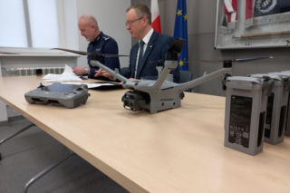 Strzeżcie się kierowcy! Komenda Miejska Policji w Lesznie dostała drona [ZDJĘCIA]