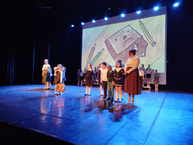 Siedlecka „Szóstka” uczciła potrójny jubileusz. Występy przygotowali także uczniowie