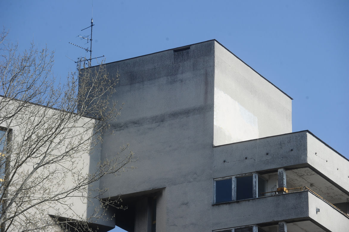 Zamalowali flagi Polski i Ukrainie w Szpiegowie. Tajemnicza akcja przy Sobieskiego 100