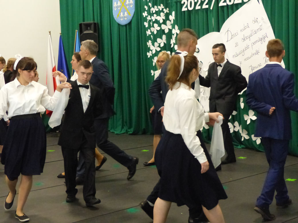 Otwarcie szkoły przy Sucharskiego