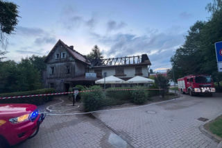 Tragiczna noc w Dusznikach-Zdroju. Ponad 10 zastępów w akcji, nie żyje jedna osoba!