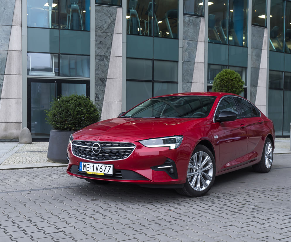 Opel Insignia 2.0D 174 KM FWD 6MT Elegance