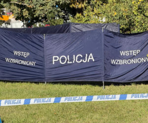Morderstwo w parku? Na Ochocie znaleziono zmasakrowane ciało