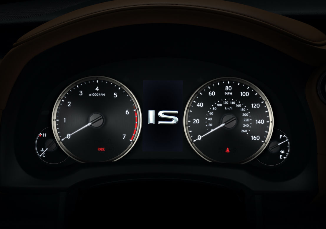 2021 Lexus IS