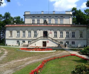 Tajemnica wielkopolskiej wsi.  Jedyny taki pałac w Polsce kryje podziemną grotę masonów!