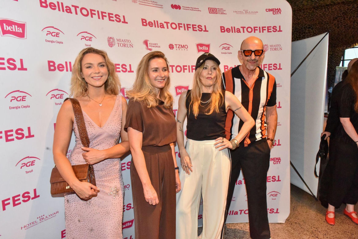 Gala Otwarcia 24. MFF BellaTOFIFEST w Toruniu. Elegancja i zachwycające kreacje gwiazd w CKK Jordanki