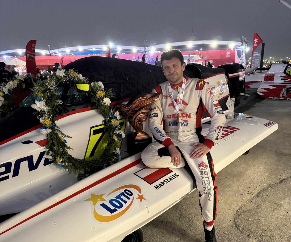 Bartłomiej Marszałek (42 l.)