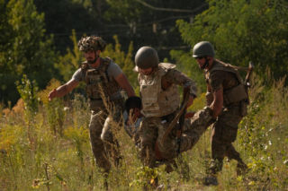 Legion Międzynarodowy Obrony Ukrainy w zawieszeniu. Zagraniczni ochotnicy alarmują o niepewnej przyszłości