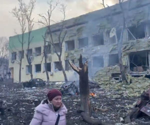 Tak wygląda wojna Putina. Barbarzyński atak wojsk rosyjskich na szpital w Mariupolu