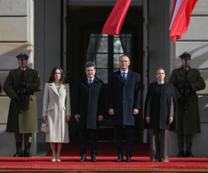 Marta Nawrocka w niecodziennej odsłonie w Rumunii. Postawiła na zaskakujące połączenie