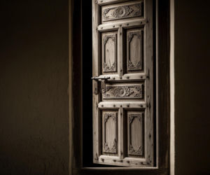 Płonąca karczma w Targanicach. Czy to koniec marzeń nowożeńców?