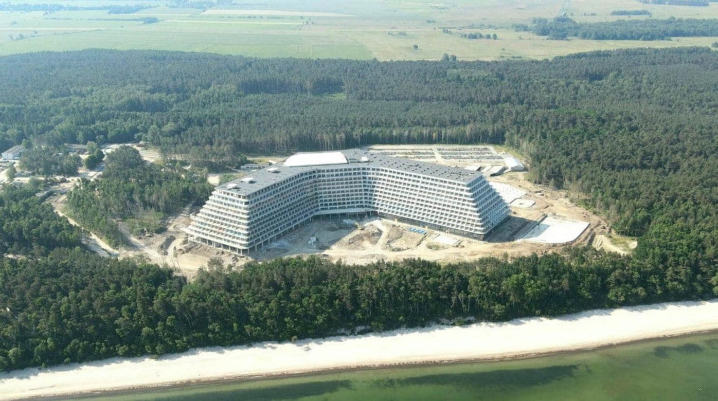 Hotel Gołębiewski w Pobierowie