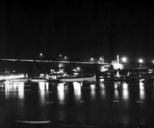Noc Świętojańska nad Wisłą w Warszawie (1936)