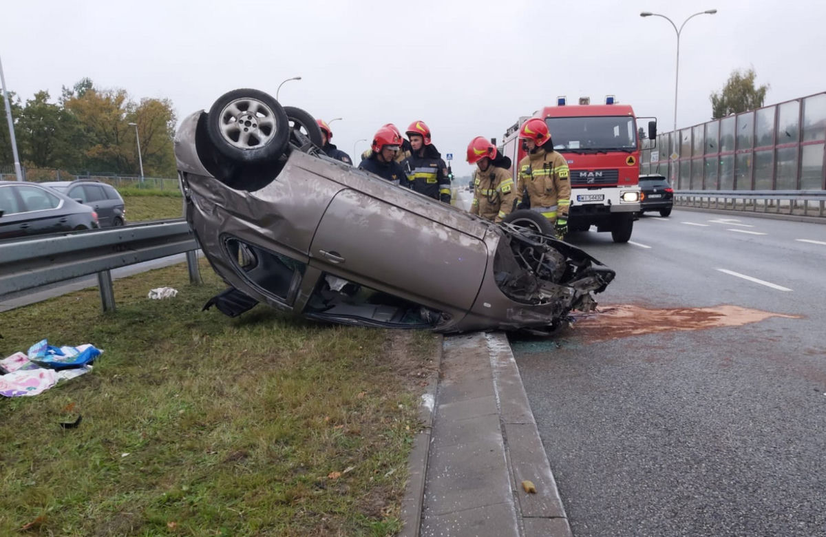 Dwa wypadki jeden po drugim, paraliż komunikacyjny na Pradze-Południe