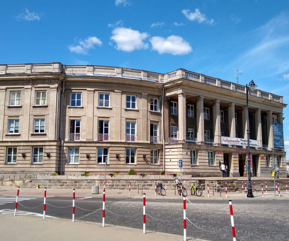 To już ostatnie miesiące. Dom Partii zmienia właściciela. To koniec pewnej epoki