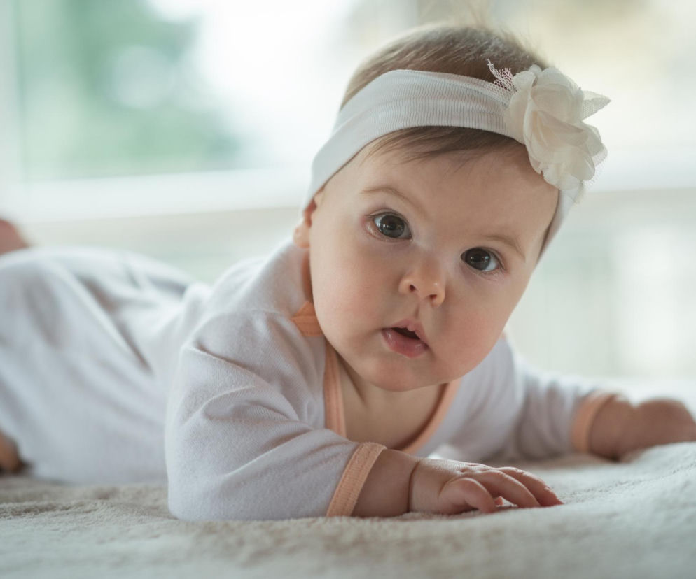 To imię oznacza „gwiazdę”. Ma biblijne korzenie, ale dziś rzadko trafia do metryk