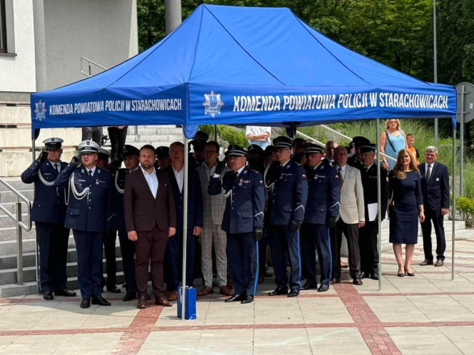 Święto Policji w Starachowicach. Uroczyste awanse, rodzinny piknik i podziękowania
