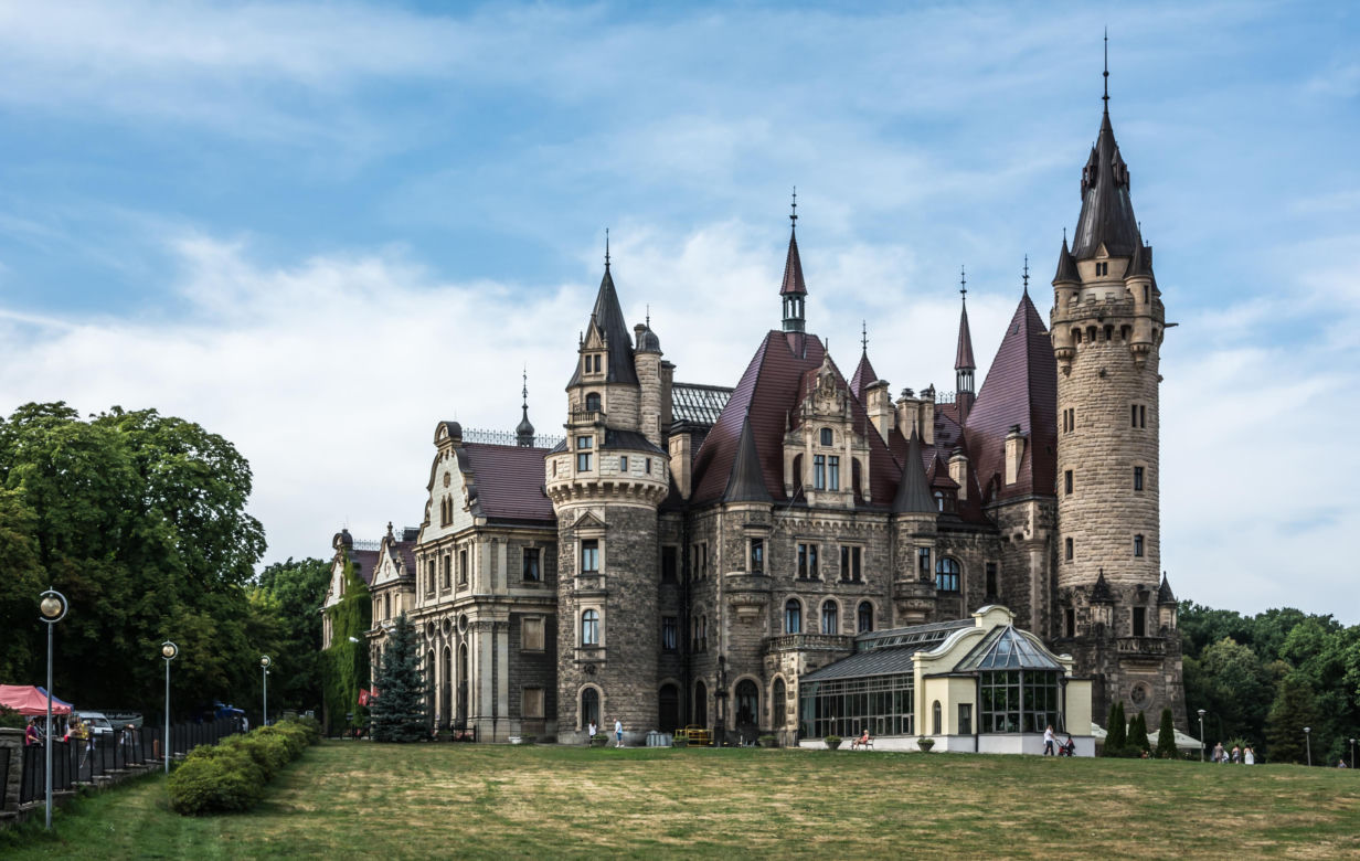 Pałac w Mosznej