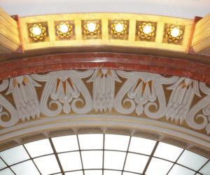 Detal wnętrza Sejmu Śląskiego – przykład stosowania art deco jako stylu państwowego odrodzonej Rzeczpospolitej