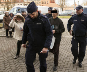 Skrócili pedofilowi wyrok, znów wróci do dzieci?