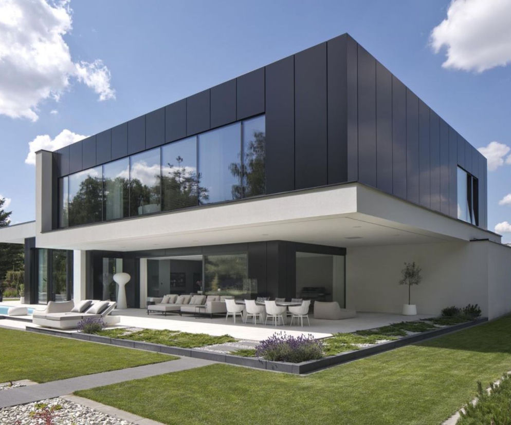 RE: PERFECT HOUSE