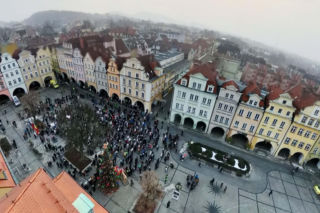 Marsz ciszy w Jeleniej Górze