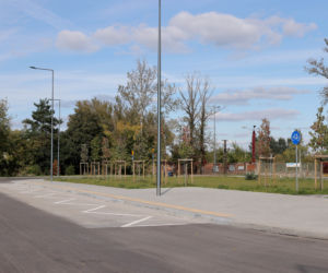 Wybudowali pętlę autobusową i hula po niej wiatr. Dlaczego na nowym osiedlu nie ma żadnej komunikacji?