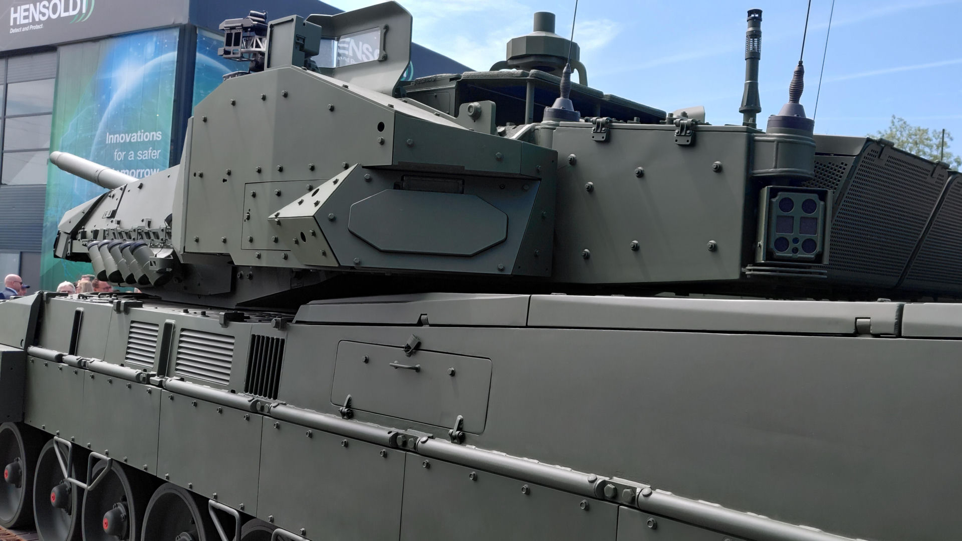 Leopard 2A8