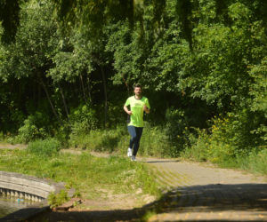 Rozciąga się dla Biedronia