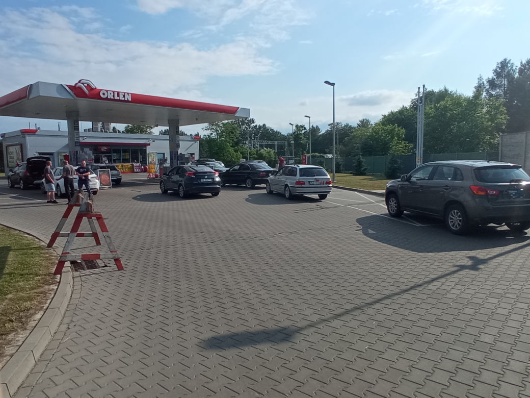 Blokada stacji Orlen w Rzeszowie. „Tylko myję szybę” 