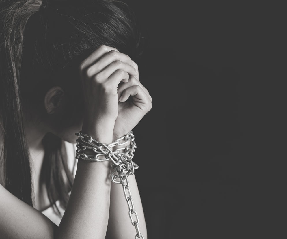 Śląsk. 6-latka trzymana na łańcuchu. Skandaliczna decyzja sądu. Prokuratura Krajowa ma włączyć się do sprawy