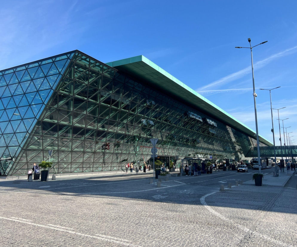 Media donoszą o incydencie na lotnisku w Krakowie. Sprawe bada policja