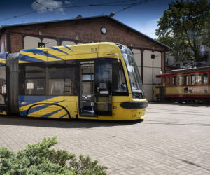 Toruń będzie miał pięć nowych tramwajów od firmy PESA. Umowa podpisana