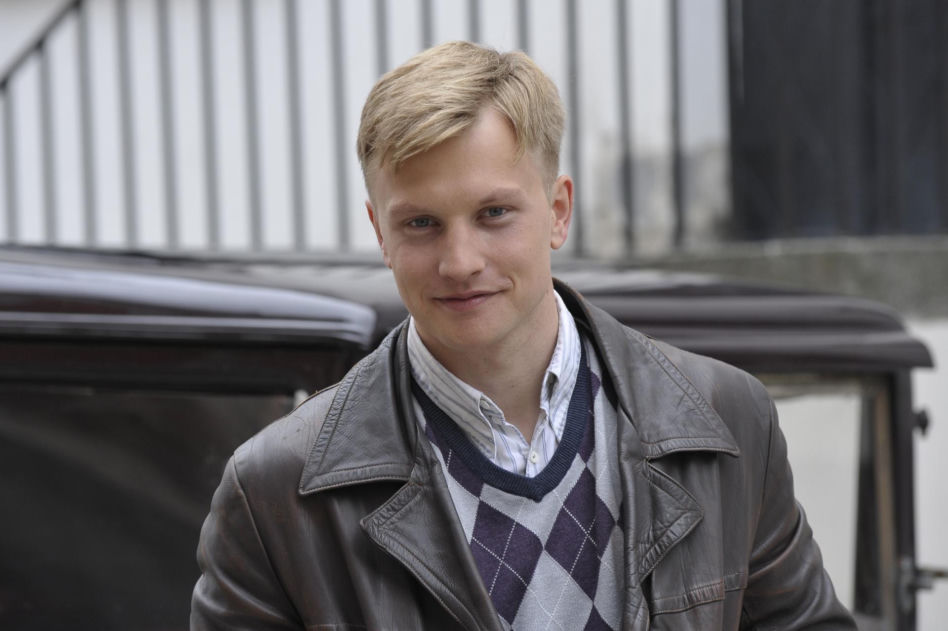 Od nastolatka z "Na Wspólnej" do eleganckiego mężczyzny. Tak zmieniał się Jakub Wesołowski
