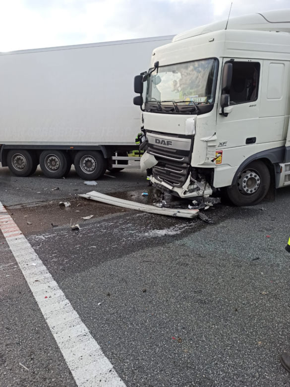 Gigantyczna kraksa na A4 pod Tarnowem! 15 osób poszkodowanych