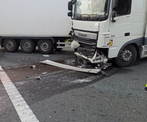 Gigantyczna kraksa na A4 pod Tarnowem! 15 osób poszkodowanych