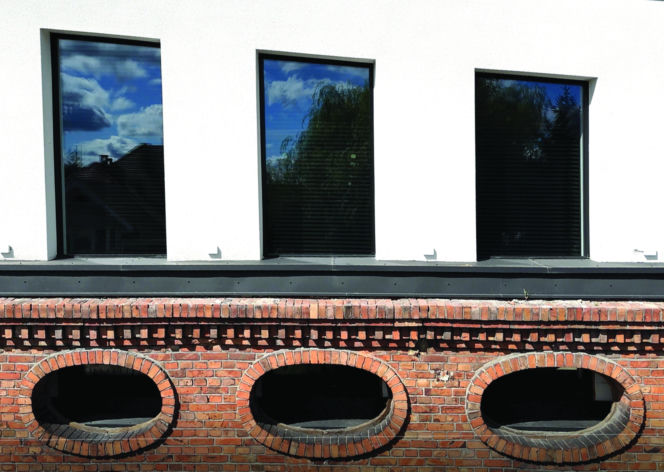 Budynek przy ulicy Ludowej w Częstochowie - nadbudowa