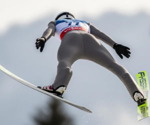 PŚ w skokach: Polacy walczą w konkursie duetów. Czy Kamil Stoch i Kacper Tomasiak utrzymają pozycję?