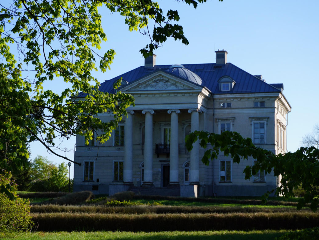 Park miejski w Opolu Lubelskim