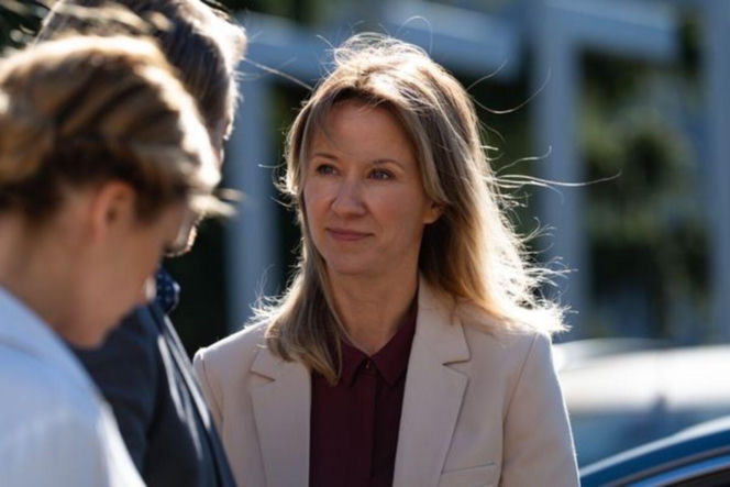 Na dobre i na złe odc. 975. Anita (Katarzyna Ankudowicz), Maks Beger (Tomasz Ciachorowski), Gloria (Aleksandra Grabowska)